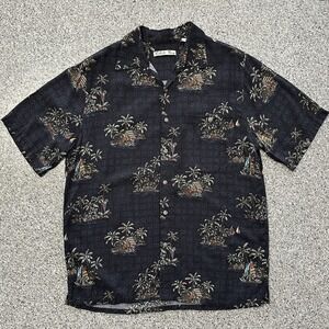 Batik Bay Hawaiian Shirt Mens M Black SS Button Up Collared Rayon Palm Sailing